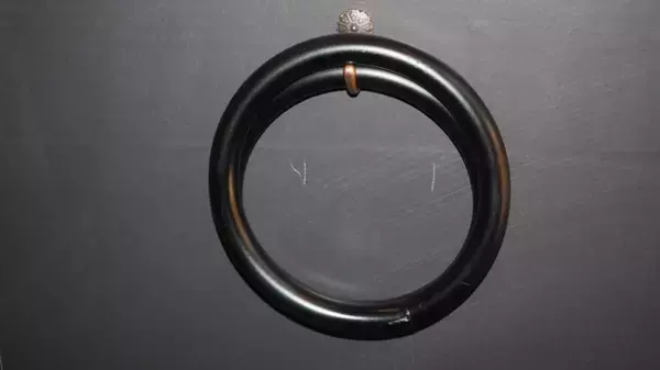 「手を繋いで探索するゴシックホラーなVRお化け屋敷『CORRIDOR』体験レポ」の画像