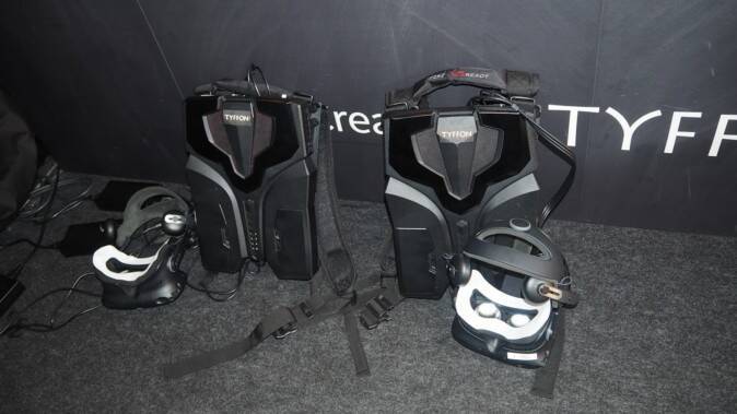 手を繋いで探索するゴシックホラーなVRお化け屋敷『CORRIDOR』体験レポ