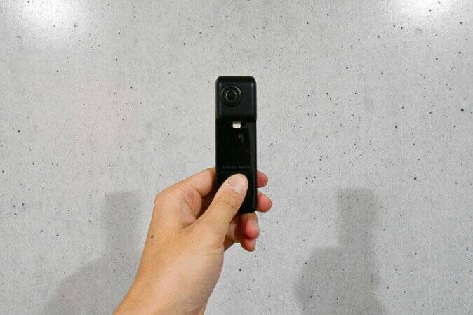 iPhone直挿しの360度カメラ「Insta360 Nano S」発表マルチビュー動画生成、ビデオ通話対応など高機能化