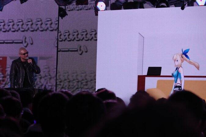 「10年後も、一緒にVTuberをやっていたい」ミライアカリ 1周年記念ライブで見えた“思い”