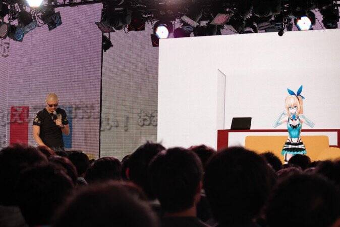 「10年後も、一緒にVTuberをやっていたい」ミライアカリ 1周年記念ライブで見えた“思い”