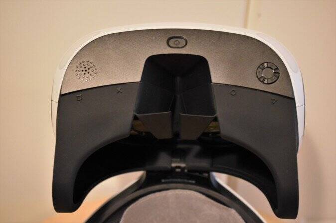 新型psvrと旧型を実機比較 変更点レビュー 17年10月21日 エキサイトニュース 2 5 新型psvrと旧型を実機比較 変更点レビュー 17年10月21日 エキサイトニュース 2 5