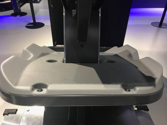 劇場版エヴァの聖地「新宿ミラノ座」跡地にて、20年越しでエヴァに搭乗！VR ZONE『エヴァVR』