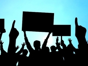 ストライキの意味とは？意味・方法（やり方）や要件をわかりやすく解説