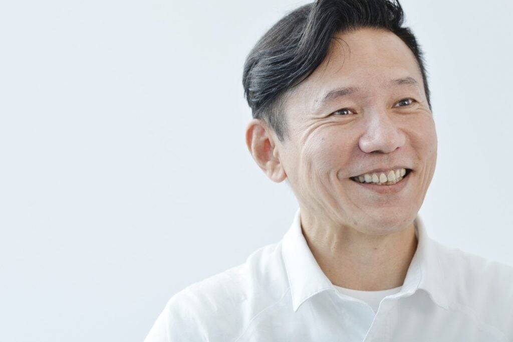 うどん屋経営の学びをもとに「ファブレスメーカー」に投資、お笑い芸人・オモロー山下さんの個別株選び