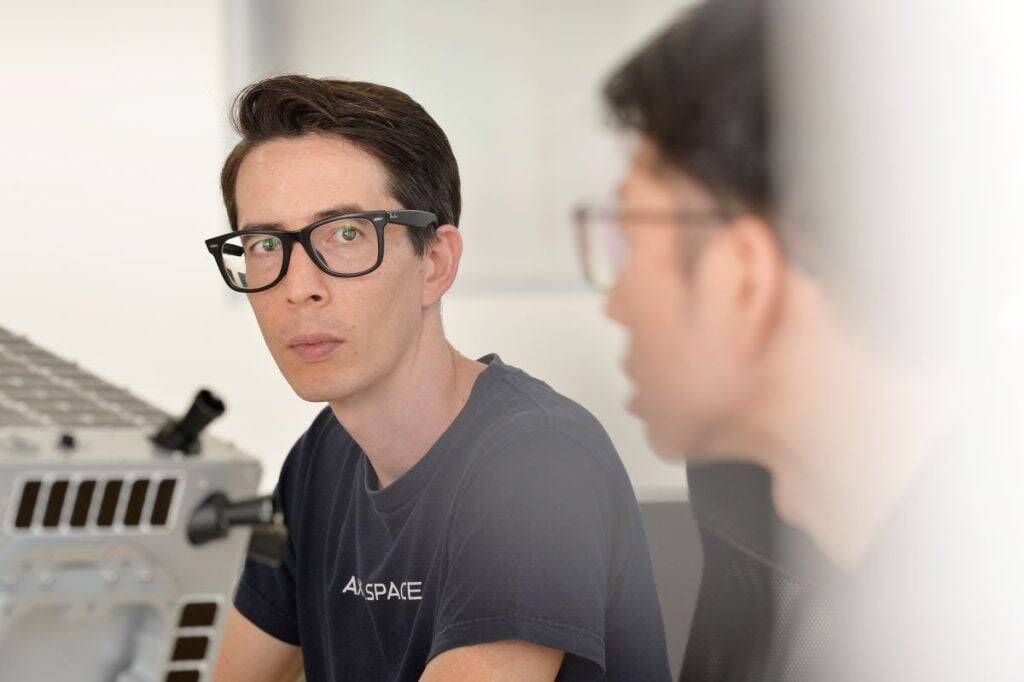 日本の「小型衛星」をリードするアクセルスペース、低コスト開発の裏側と進化するサービスの現在地