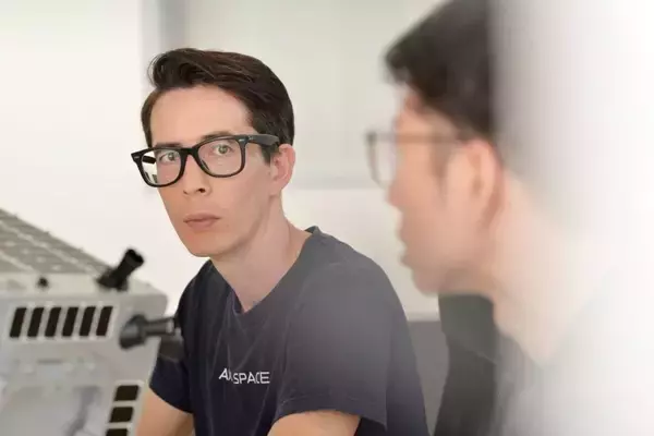 「日本の「小型衛星」をリードするアクセルスペース、低コスト開発の裏側と進化するサービスの現在地」の画像