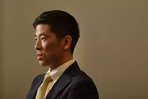 「ベースに根付くのは伝説的投資家の手法、スパークスAM・春尾卓哉氏が実践する「ロング・ショート戦略」の本質」の画像