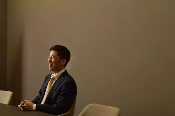 「ベースに根付くのは伝説的投資家の手法、スパークスAM・春尾卓哉氏が実践する「ロング・ショート戦略」の本質」の画像