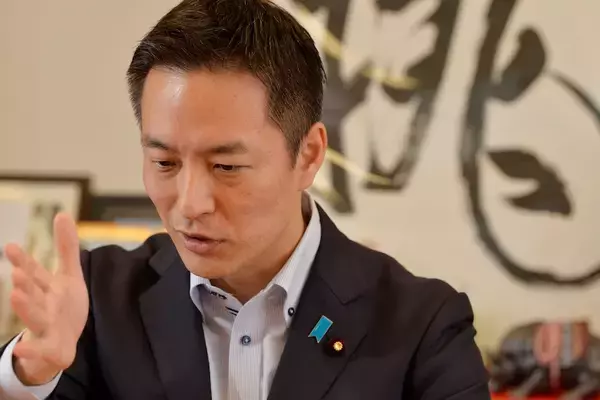 「内閣総理大臣補佐官に聞く（前編）～「公的年金シミュレーター」誕生の背景～」の画像