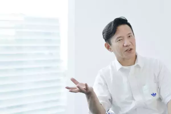 「資産2.5億円を突破、お笑い芸人・オモロー山下さんは「現実逃避」によって投資で成功した」の画像