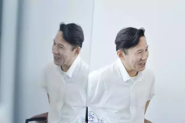 「資産2.5億円を突破、お笑い芸人・オモロー山下さんは「現実逃避」によって投資で成功した」の画像