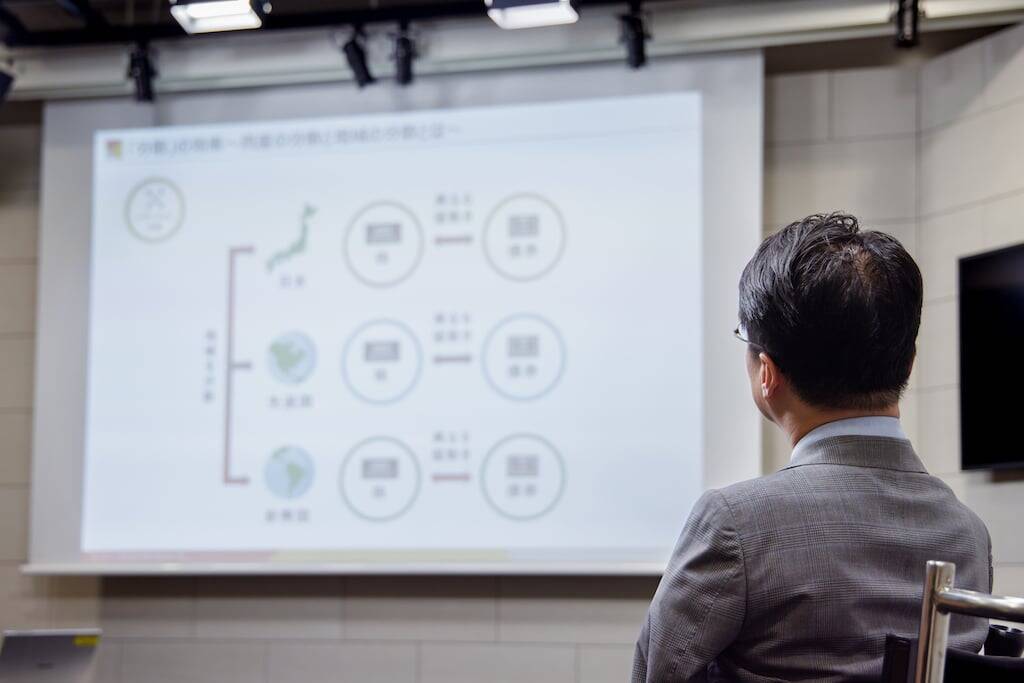 乙武洋匡が東証に聞く「ETF投資ってプラスの展望を持てますか？」