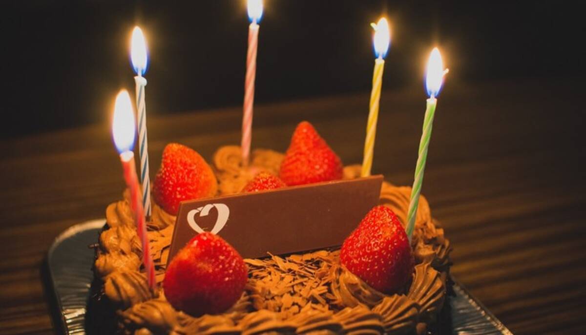 嬉し涙が出ちゃう 女子大生が今でも印象に残っている誕生日 記念日サプライズ4選 16年12月19日 エキサイトニュース