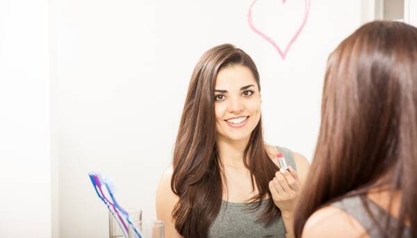 コンプレックスがある人多数 自分の容姿に自信がない大学生は81 5 2017年6月10日 エキサイトニュース