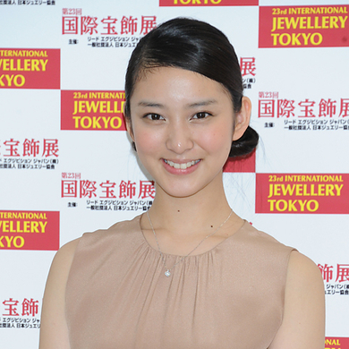 嵐 相葉 貴族探偵 全話平均8 6 で幕 武井咲との キスシーン が 求めてない と大不評 17年6月27日 エキサイトニュース