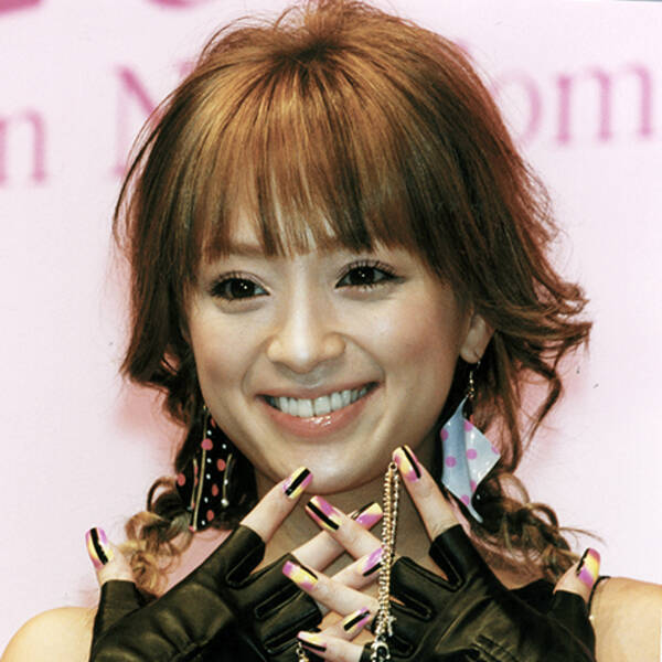 浜崎あゆみ 過去最大にヤバイ インスタ画像に 別人 疑惑浮上 18年10月31日 エキサイトニュース