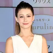 Tv美女 驚異の身体能力 9 ダレノガレ明美のソフトボール ボディ 19年5月5日 エキサイトニュース