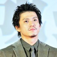 小栗旬 楽なとこに行き過ぎるな けんかして遠ざけられた 恩師 蜷川幸雄からの教え 年1月26日 エキサイトニュース