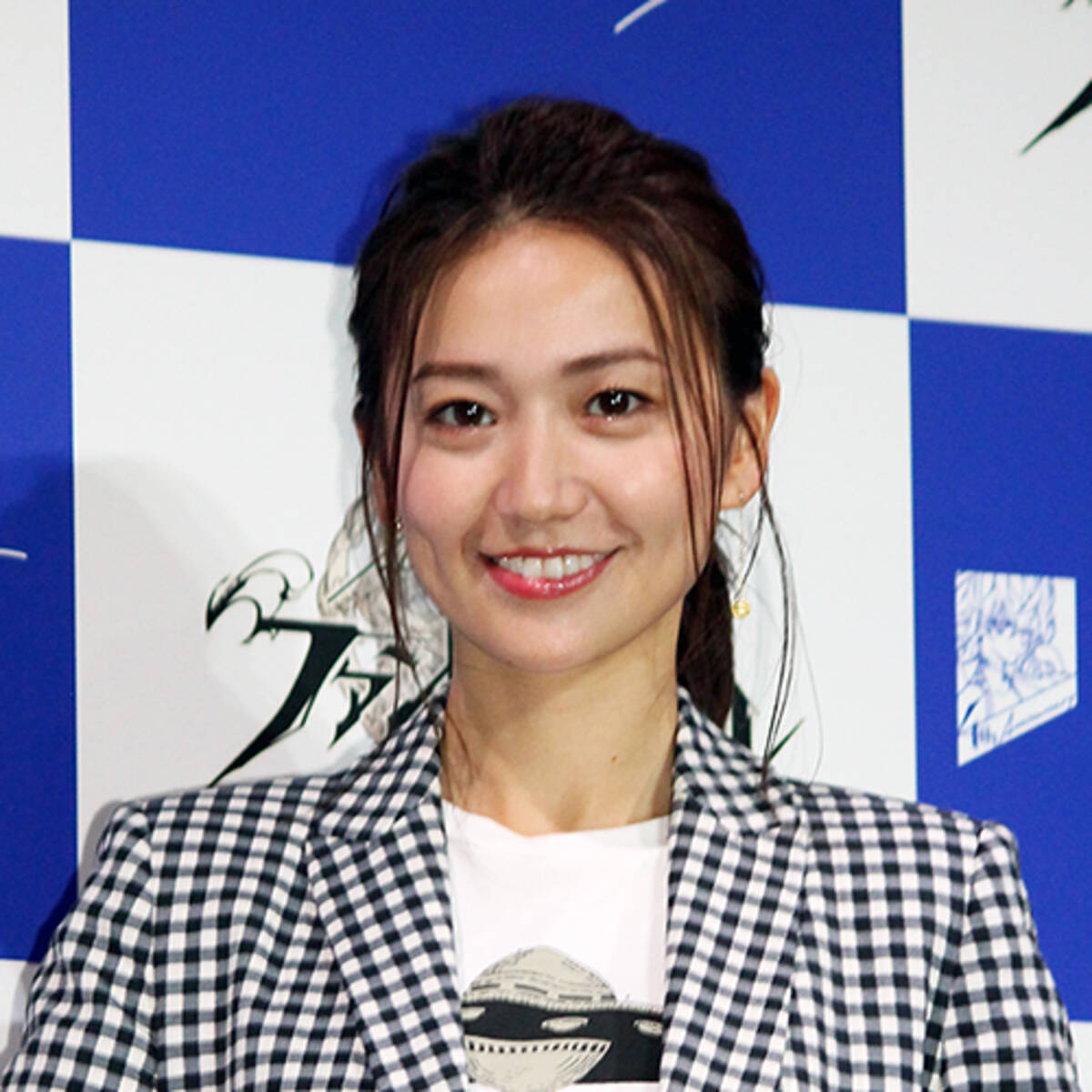 大島優子に批判殺到 真っ黒画像 投稿も 口を出さない方が 年6月3日 エキサイトニュース