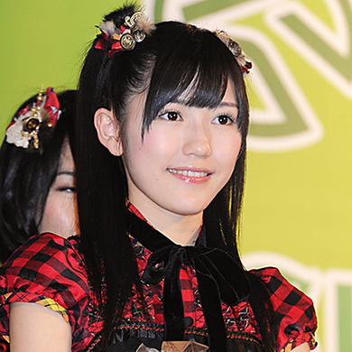 渡辺麻友 卒コン 夕陽を見ているか をコラボした横山由依 まゆさんへ恩返ししたい 17年11月1日 エキサイトニュース