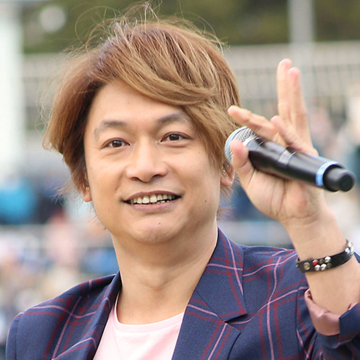 香取慎吾が なんでも鑑定団 次期司会に 同時間帯に元smap対決か 21年3月4日 エキサイトニュース