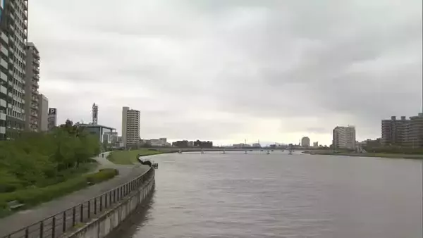 新潟県内各地で曇り空広がる　気温も低下して最高気温は15℃前後に　30日は天気回復で気温も上がる見込み