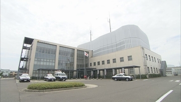 日中の公園内で面識のない20代女性に突然抱きつくわいせつな行為をした疑い　無職の男(33)を逮捕も一部否認　新潟・上越市