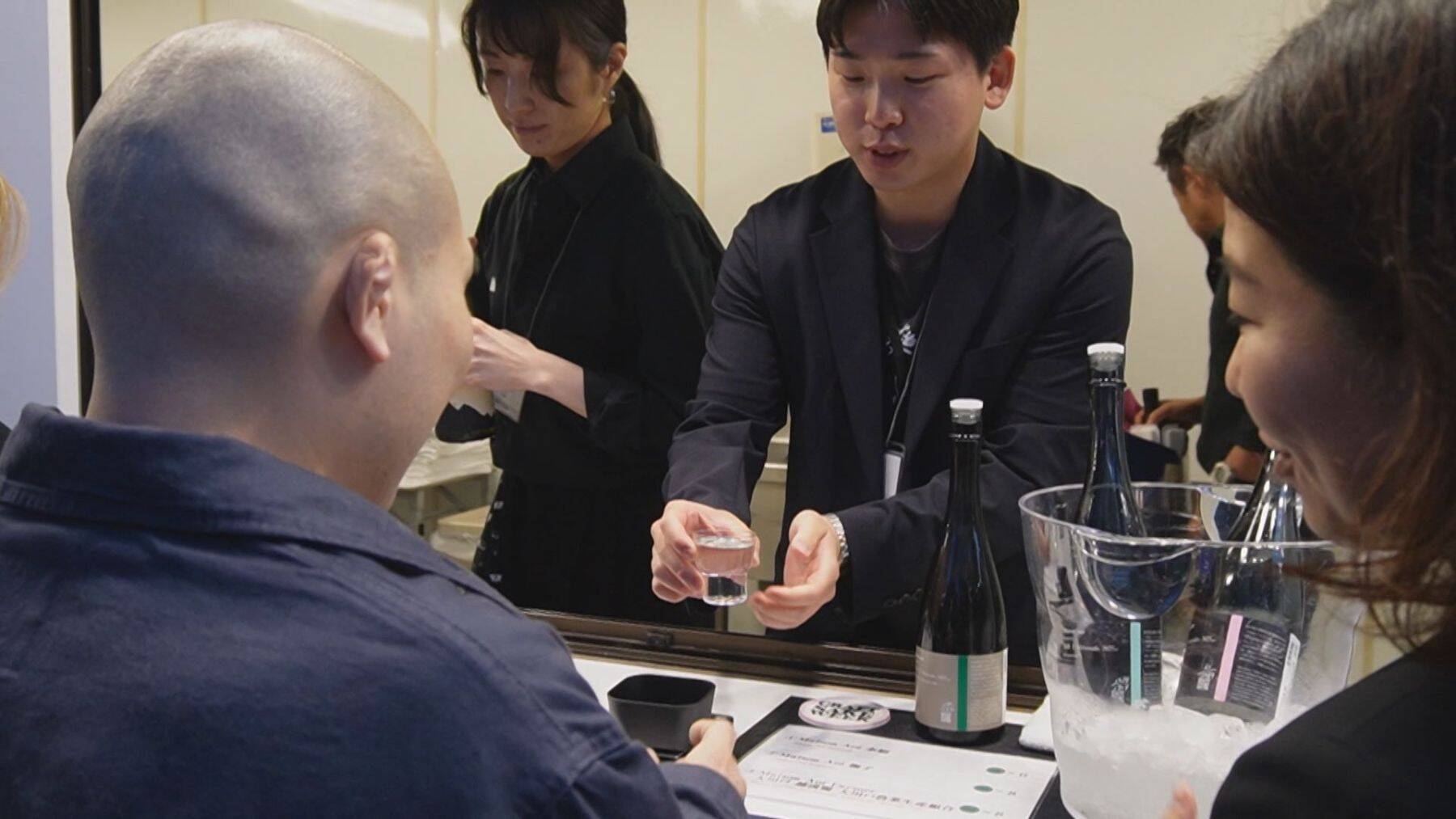 金融から日本酒業界へ　酒蔵を事業承継した女性蔵元に密着　国内消費減少も海外需要増す日本酒「可能性のある部分見ている」