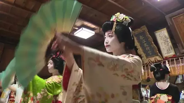 古町芸妓“新春の舞”を奉納！正月にちなんだ衣装や振り付けで新年祝う「この1年明るく楽しく」新潟