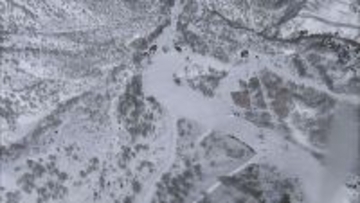 「すみません…」と反省も　スキー場のコース外でスノーボードをしていた30代と40代男性の2人を県警ヘリが救助　新潟・津南町