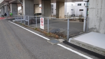 資材置き場から防雪柵のアンカー約1200本・360万円相当が盗まれる 防雪柵の設置業者が発見し被害判明　新潟市