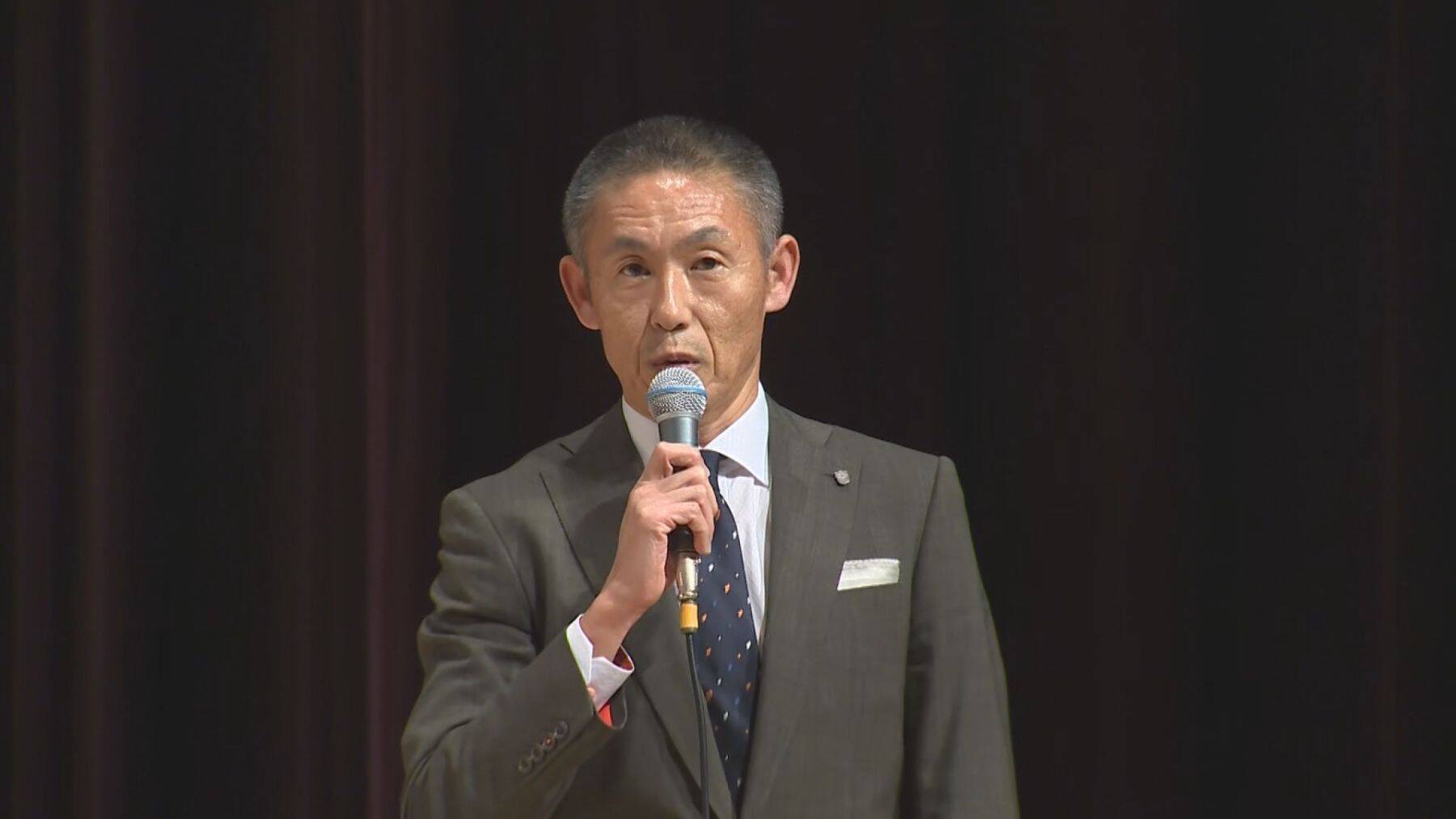 失点に苦しみJ2降格の新潟…「新潟を背負って戦う覚悟」チーム再建へ“守備”強化「パワーと若い力を」 7人の新加入選手と共に再出発