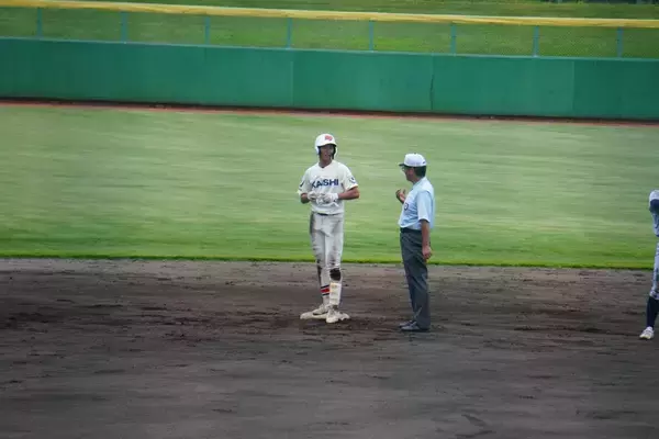「「苦しい時に頼りになる」14年ぶり甲子園へ新潟明訓が昨秋4強開志学園に逆転勝ち　大黒柱の今井巨主将が好救援に逆転打の活躍」の画像