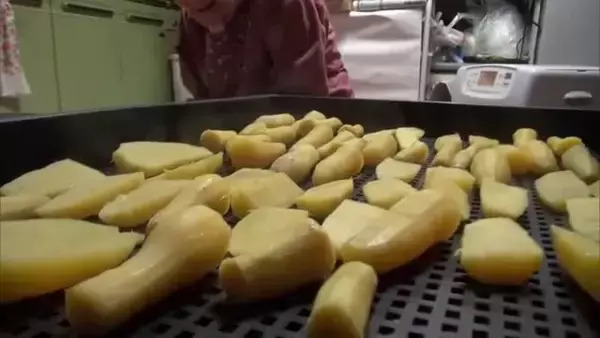 寒風が甘み引き出す！新潟・佐渡市で手仕事光る“干し芋”づくり「とても喜ばれるから今年も」