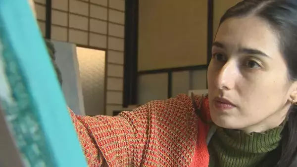 「全国を旅してきた女性画家…「影にも目を当てられるようになった」自問自答の中で“過去の痛み”を作品に」の画像
