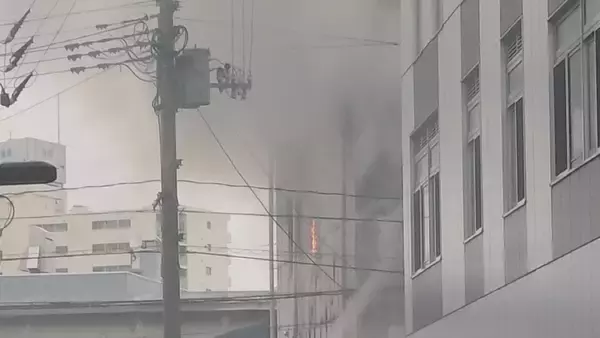 「「窓から炎が…」新潟市の建物火災で男女2人死亡　見附市の住宅密集地では割烹から出火 少なくとも6棟焼く…相次ぐ火事に消防などが注意呼びかけ」の画像