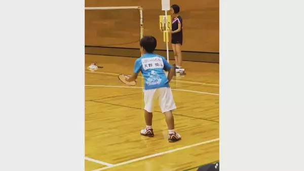「【バドミントン】世代別日本代表！進化続ける新潟市の中学2年生　当初は予選敗退続くも“海外遠征”が転機に「小さい力で相手を押す」　将来の夢は全英オープン優勝！」の画像