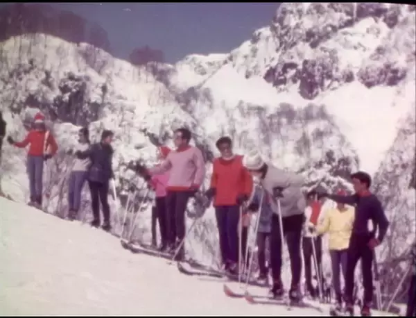 「新潟から始まったスキーの歴史！バブル期に空前のブームも…スキー文化の今昔物語」の画像