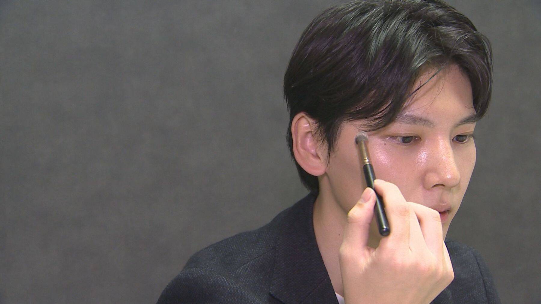 広がる“メンズメイク”　新潟に移住したインフルエンサーに密着！記者が体験して感じた変化「ハードル低くなった」