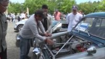 往年の名車が勢ぞろい 毎年恒例のクラシックカーミーティング開催「古い車について会話が弾みとても楽しい」新潟・糸魚川