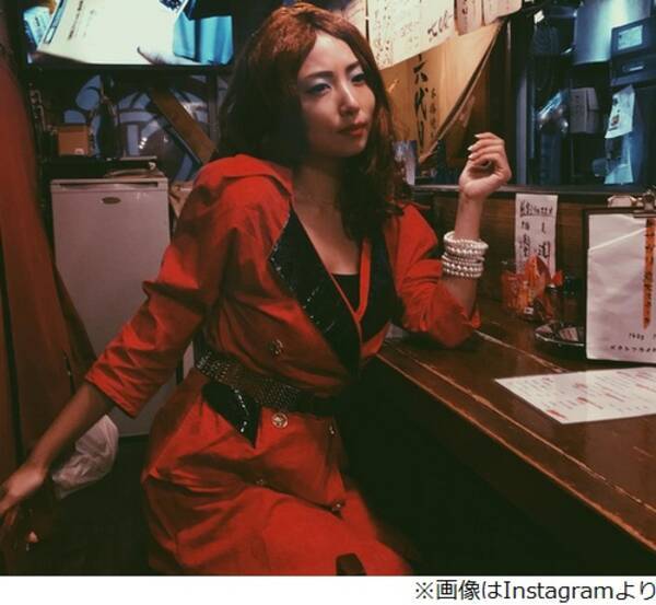 Megumi 平野ノラの 本物 スーツで仮装 16年10月31日 エキサイトニュース