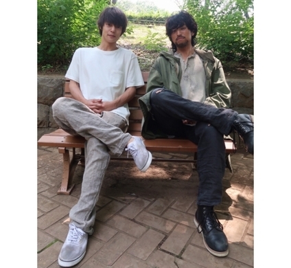 すみれとの2ショットで発覚 窪田正孝が 小顔すぎる 16年5月27日 エキサイトニュース