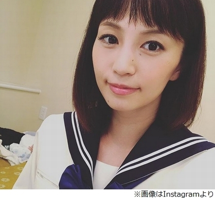 セーラー服ではしゃぐ 安田美沙子に絶賛 19年5月24日 エキサイトニュース