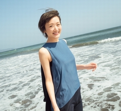 生駒里奈似で話題の美少女が水着グラビアデビュー 初ビキニで見せた美白ボディと色気が大絶賛 19年8月19日 エキサイトニュース
