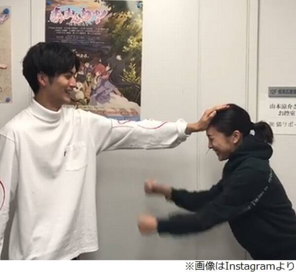 竹内結子の超絶カワイイ 届かない猫パンチ 18年10月31日 エキサイトニュース