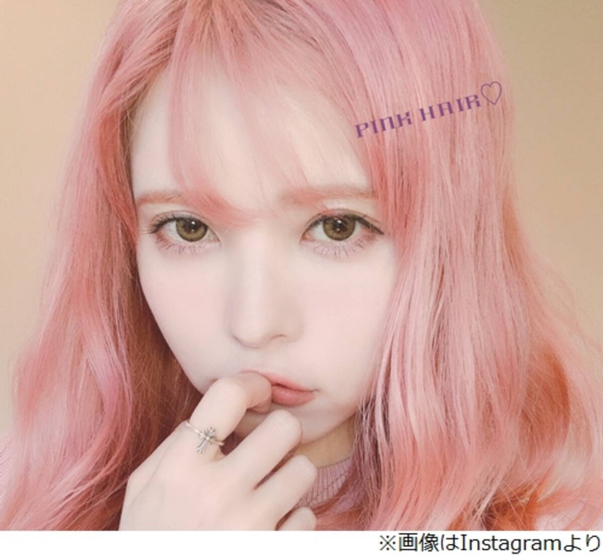 益若つばさ 念願 初の ピンク髪 に 19年3月11日 エキサイトニュース