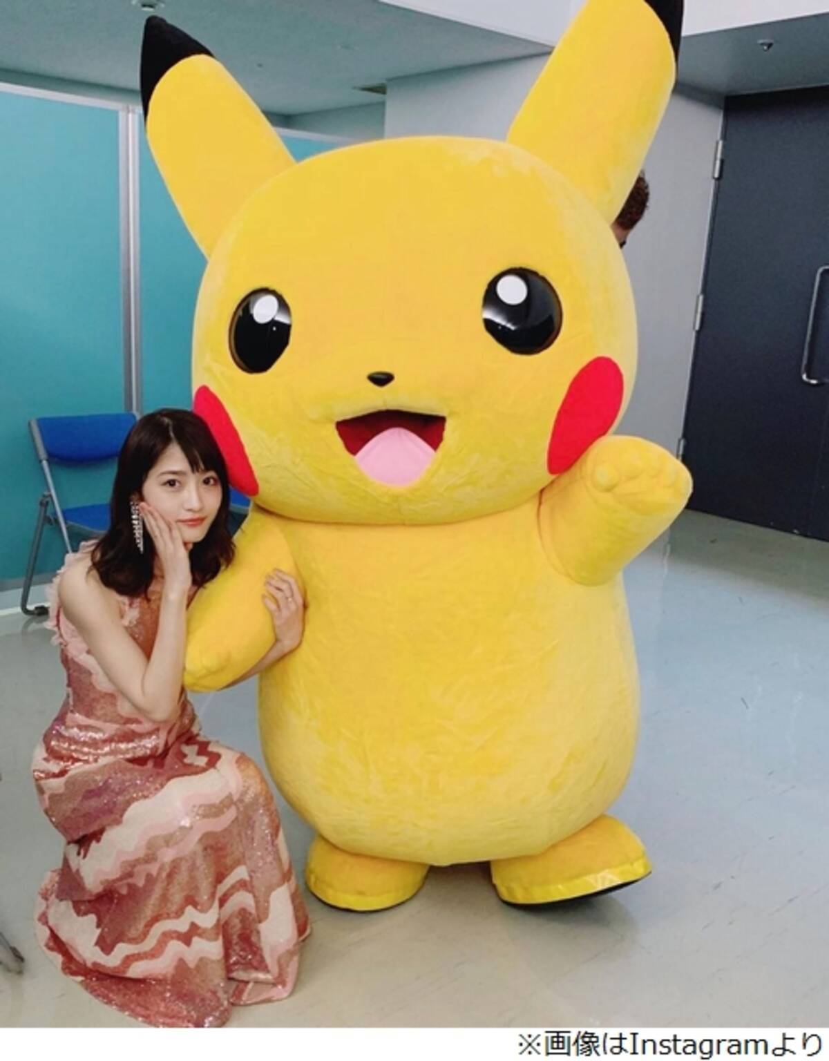 若月佑美 ピカチュウと2ショット 19年12月12日 エキサイトニュース