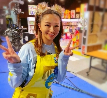 高橋メアリージュン ド派手なコーンロウ ヘアに 似合ってる と好評 年6月26日 エキサイトニュース