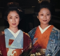 高岡早紀、小池栄子との“19年前の着物2ショット”に「私たち、若い…」